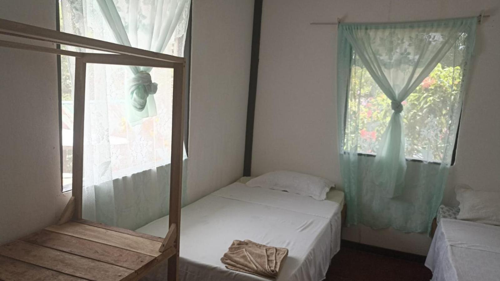 Hospedaje Meryscar Tortuguero Exterior photo